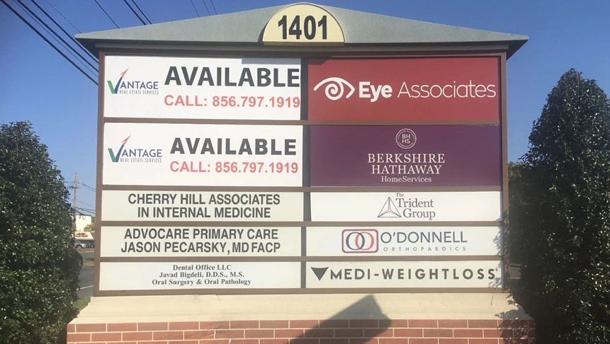 New panels for one of Pen Del Real Estates properties. New tenants ODonnell Orthopaedics and Dental Office, LLC moved in. Our medi-weightloss panel previously installed this year continues to maintain its quality.